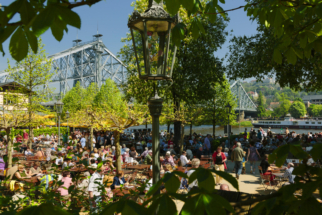 Biergarten am Blauen Wunder in Dresden Biergarten am Blauen Wunder in Dresden