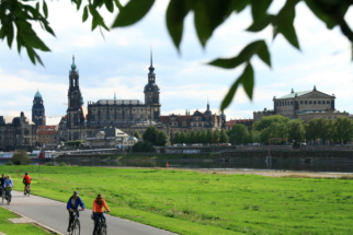 IMG_2120 (c) Maria Weidner Canalettoblick mit Radfahrer IMG_2120 (c) Maria Weidner Canalettoblick mit Radfahrer